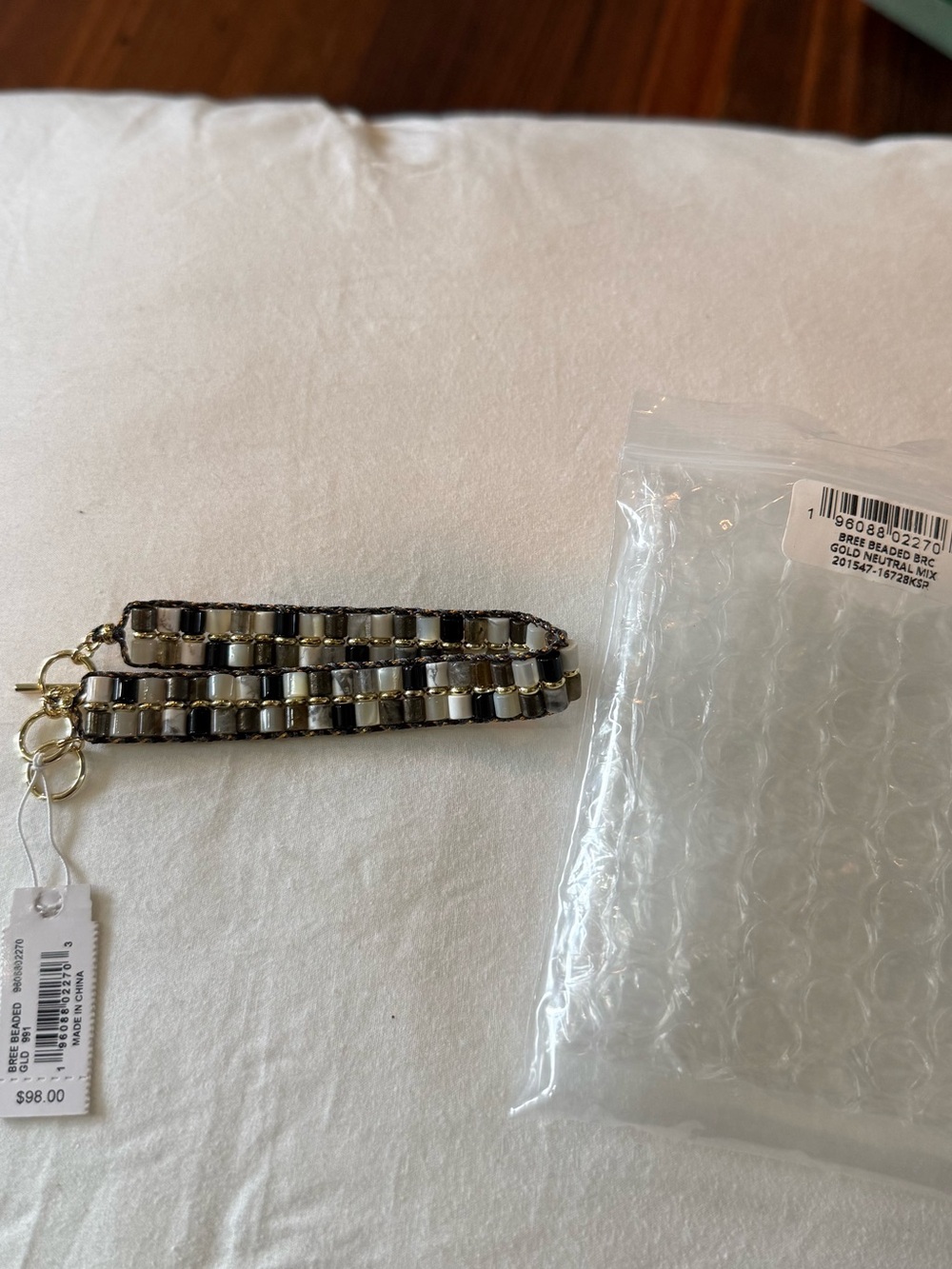 NWT KENDRA SCOTT BREE GOLD BEADED BRACELET
IN NEUTRAL MIX - Picture 3 of 3
